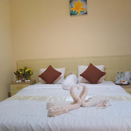 Ciguntur Bayak Hotel Bumdes Cipayung & Resort מראה חיצוני תמונה